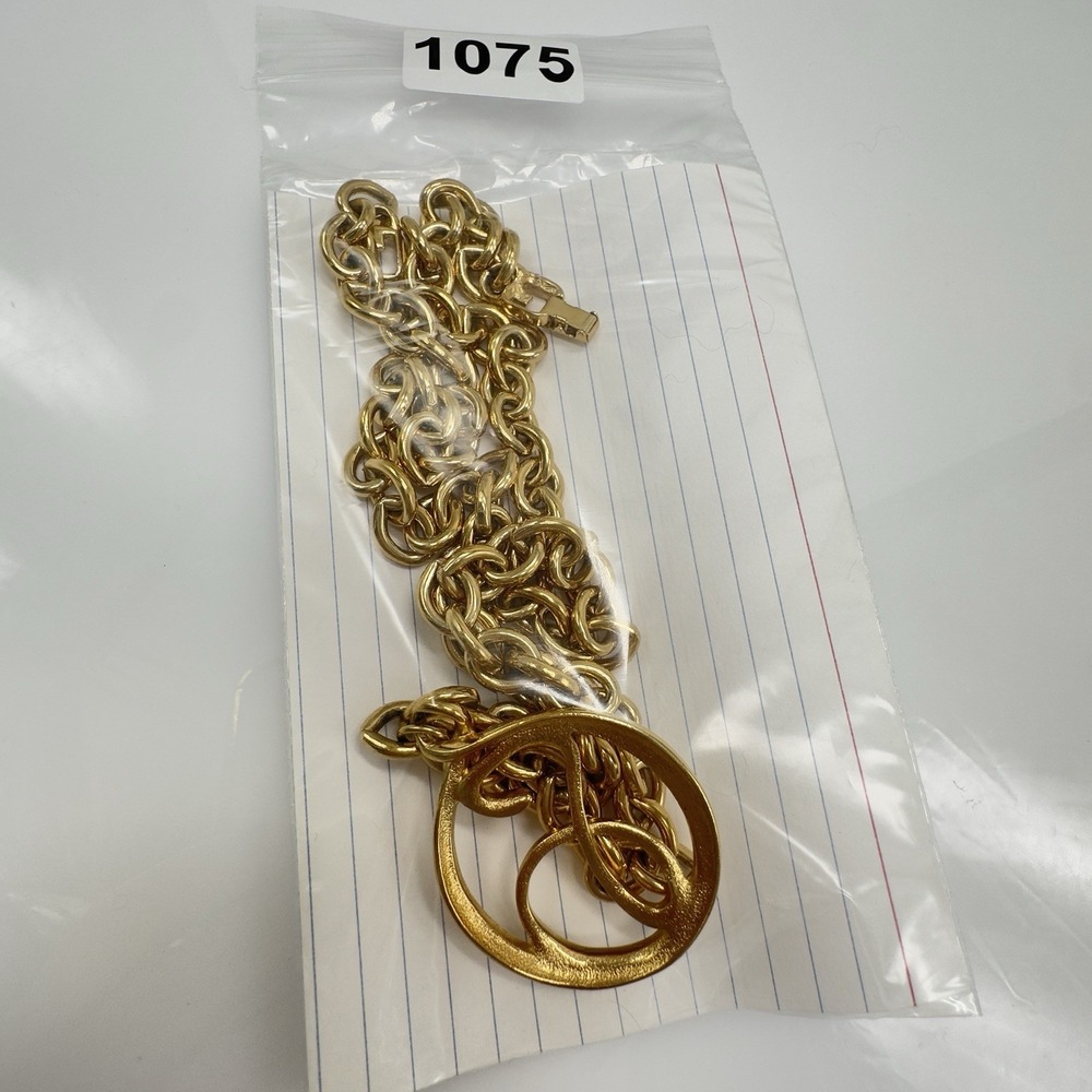 Vintage Givenchy Necklace Long Gold Tone Chain "G" Pendant Runway Modernist 70s - Picture 16 of 16